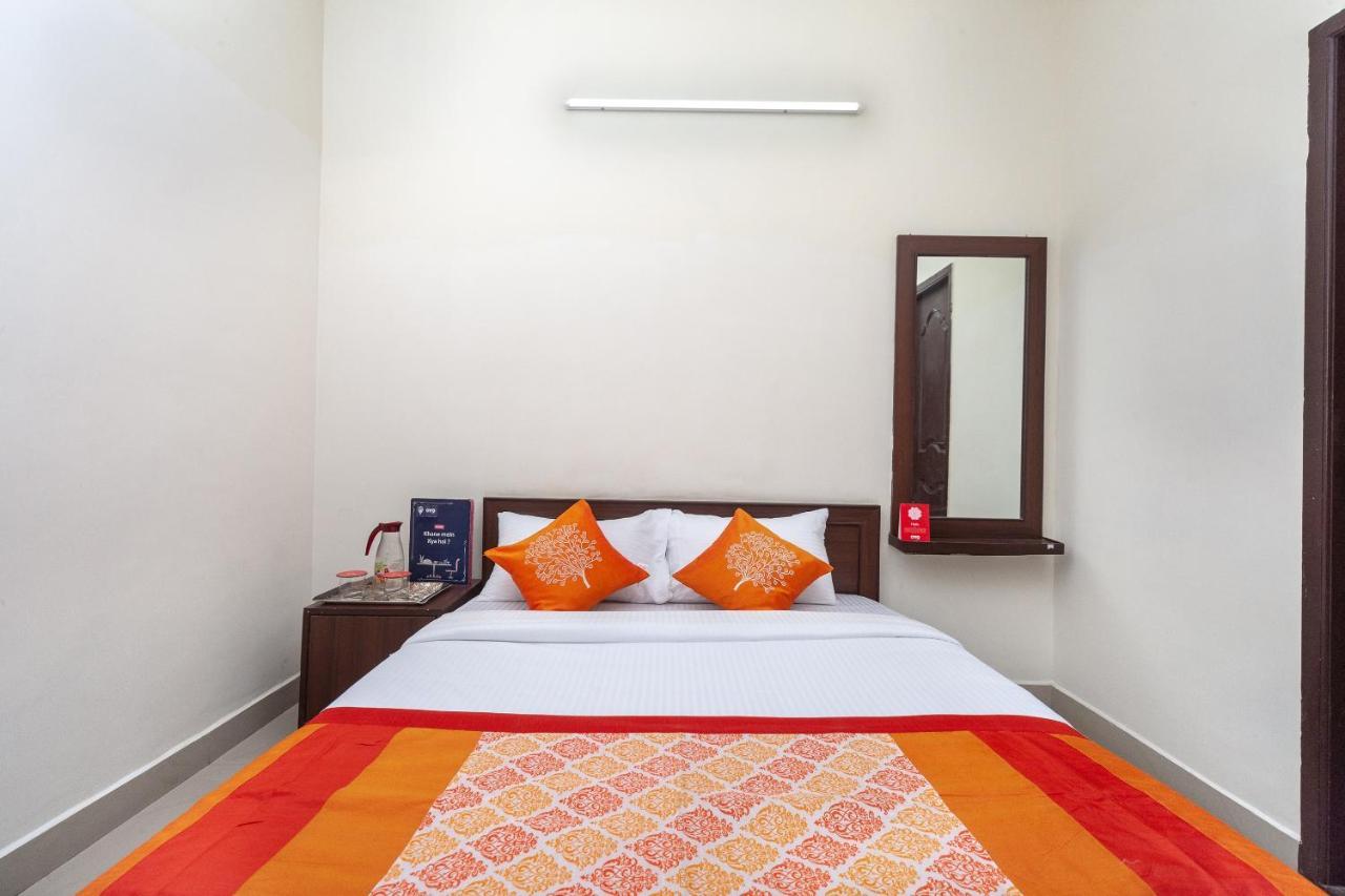 Oyo 22019 Skye Service Apartments Chennai Exterior foto