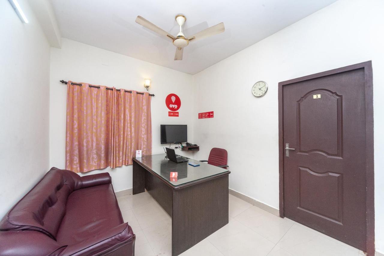 Oyo 22019 Skye Service Apartments Chennai Exterior foto
