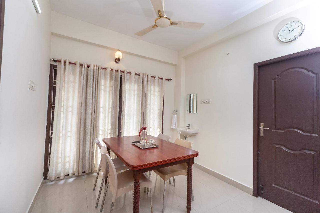 Oyo 22019 Skye Service Apartments Chennai Exterior foto