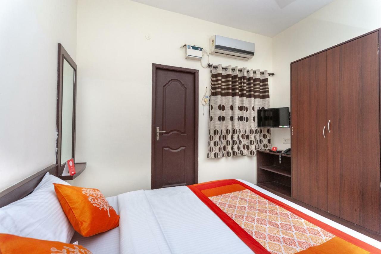 Oyo 22019 Skye Service Apartments Chennai Exterior foto